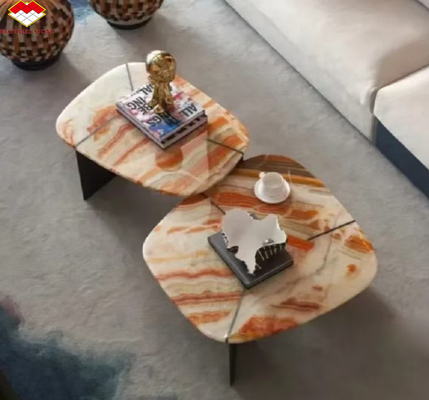 Design mebli hotelowych z kamieniem naturalnym z księgami