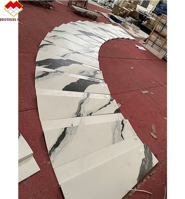 Stosowane klasy Waszyngton Wnętrze Schody Design Panda Biały Marmur Wygląd Płytki porcelanowe