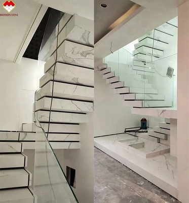 Porcelanowe cienkie schody z płytki wykonane na zamówienie z wypolerowaną lub matową wykończeniem powierzchni