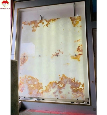 Sprzedaż bezpośrednia Polerowany Przejrzysty Backlit Marmur Biały Onyks z Czerwonym Kwiatem Top Grade