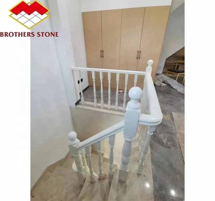 Podłogi z marmuru onyksu i białego marmuru balustrady balustrady