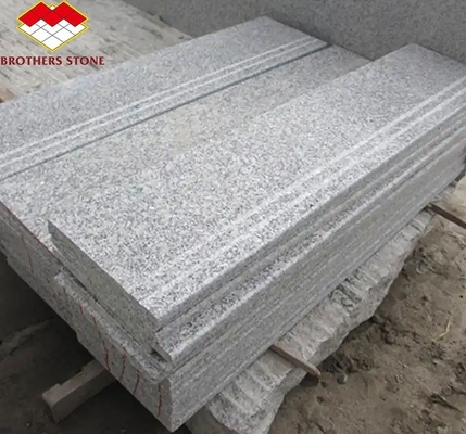 Naturalny granitowy podłogi kamienia nowoczesny design wycięte do rozmiaru prostych pływających schodów